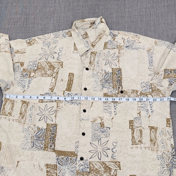 Vintage Bruno 100% Silk Hawaiian Themed Button Down Casual Pocket Shirt. Large. - Picture 7 of 7